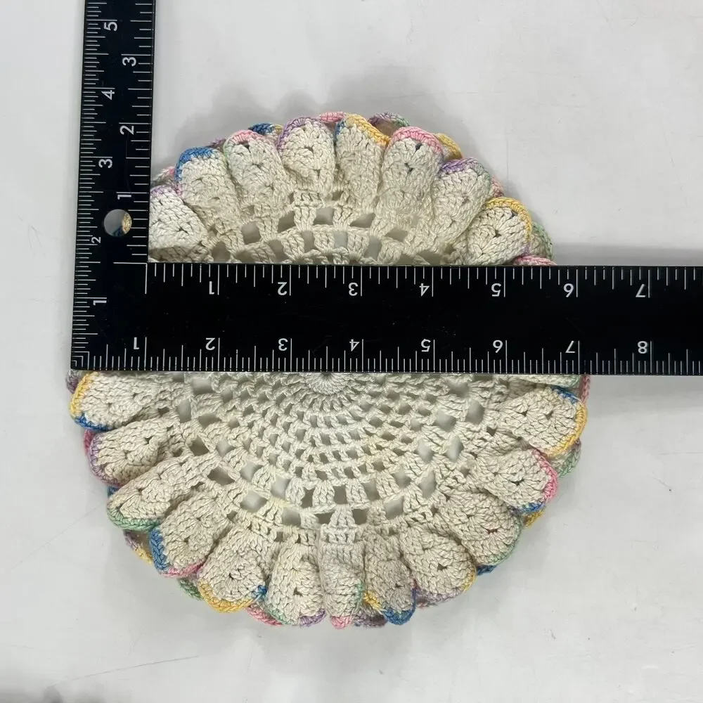 Vtg Crochet Pot Holders Set of 2 Round Ruffle Edge Doily Style 6.5
